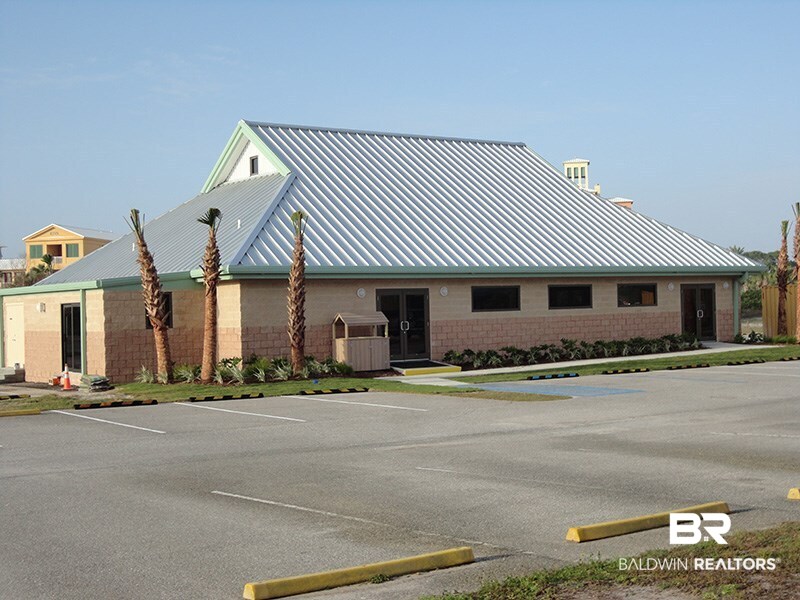 375 Plantation Road, Unit 5704 Gulf Shores, AL 36542 - Photo 17 of 27 Indoor Pool Building
