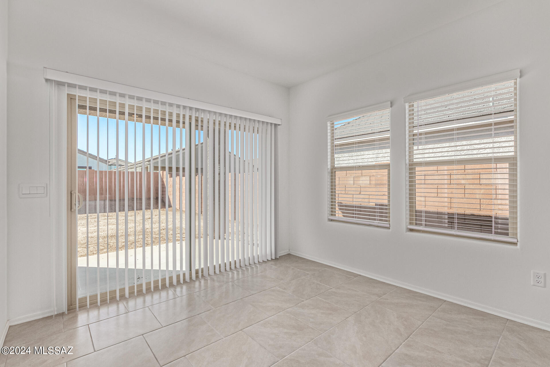 12479 West Barnett Road Marana, AZ 85653 - Photo 5 of 43