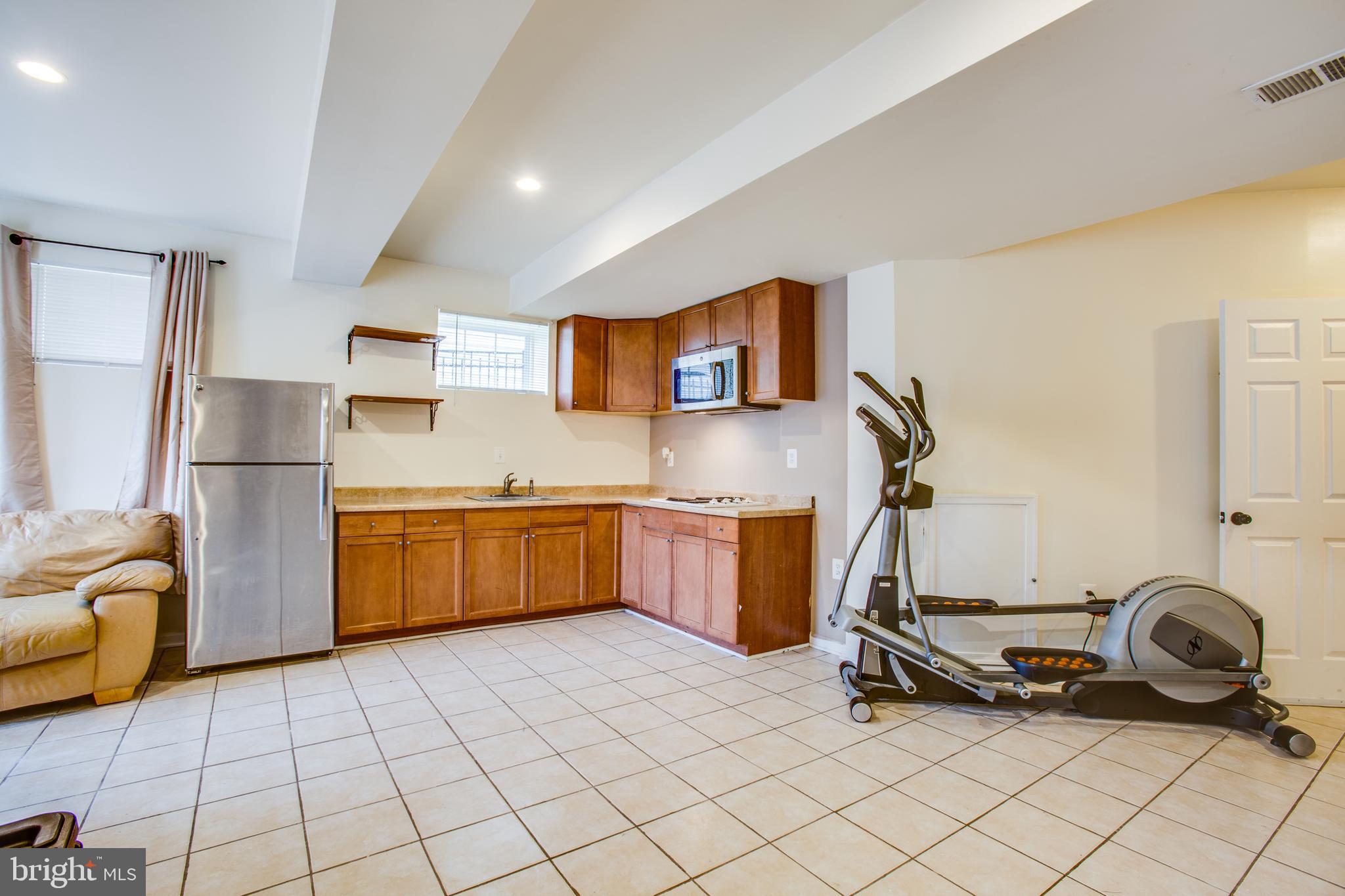 2613 Cast Off Loop Woodbridge, VA 22191 - Photo 35 of 52 Basement kitchen