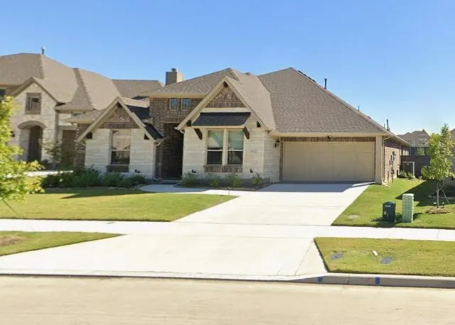 $2,700 | 812 Blue Yucca Lane, Little Elm, TX 76227