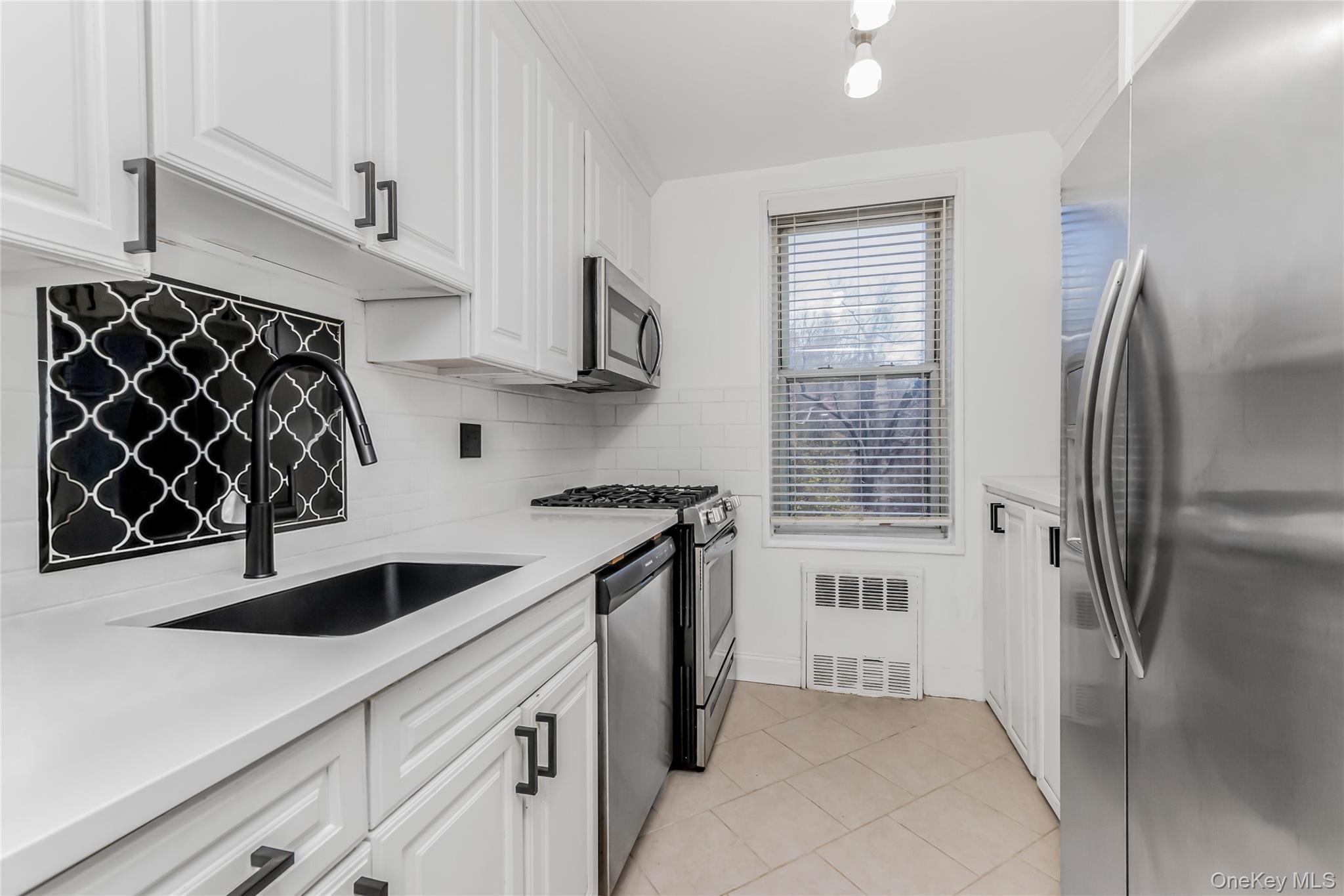 245 Rumsey Road, Unit 5G Yonkers, NY 10701 - Photo 5 of 11