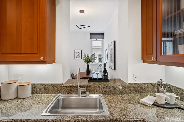 $650,000 | 201 Sansome Street, Unit 303, San Francisco, CA 94104