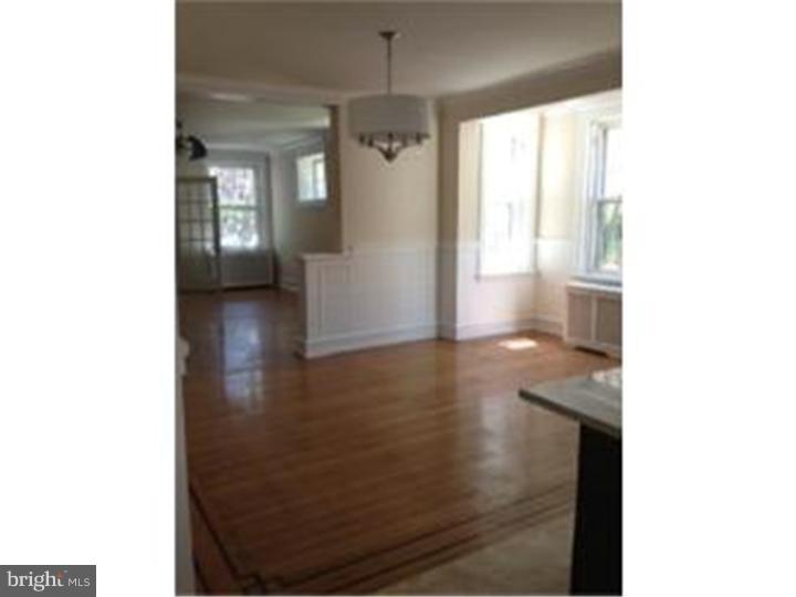 6111 Nassau Road Philadelphia, PA 19151 - Photo 5 of 22 Dining Room
