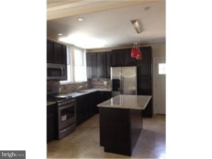 6111 Nassau Road Philadelphia, PA 19151 - Photo 6 of 22 Kitchen