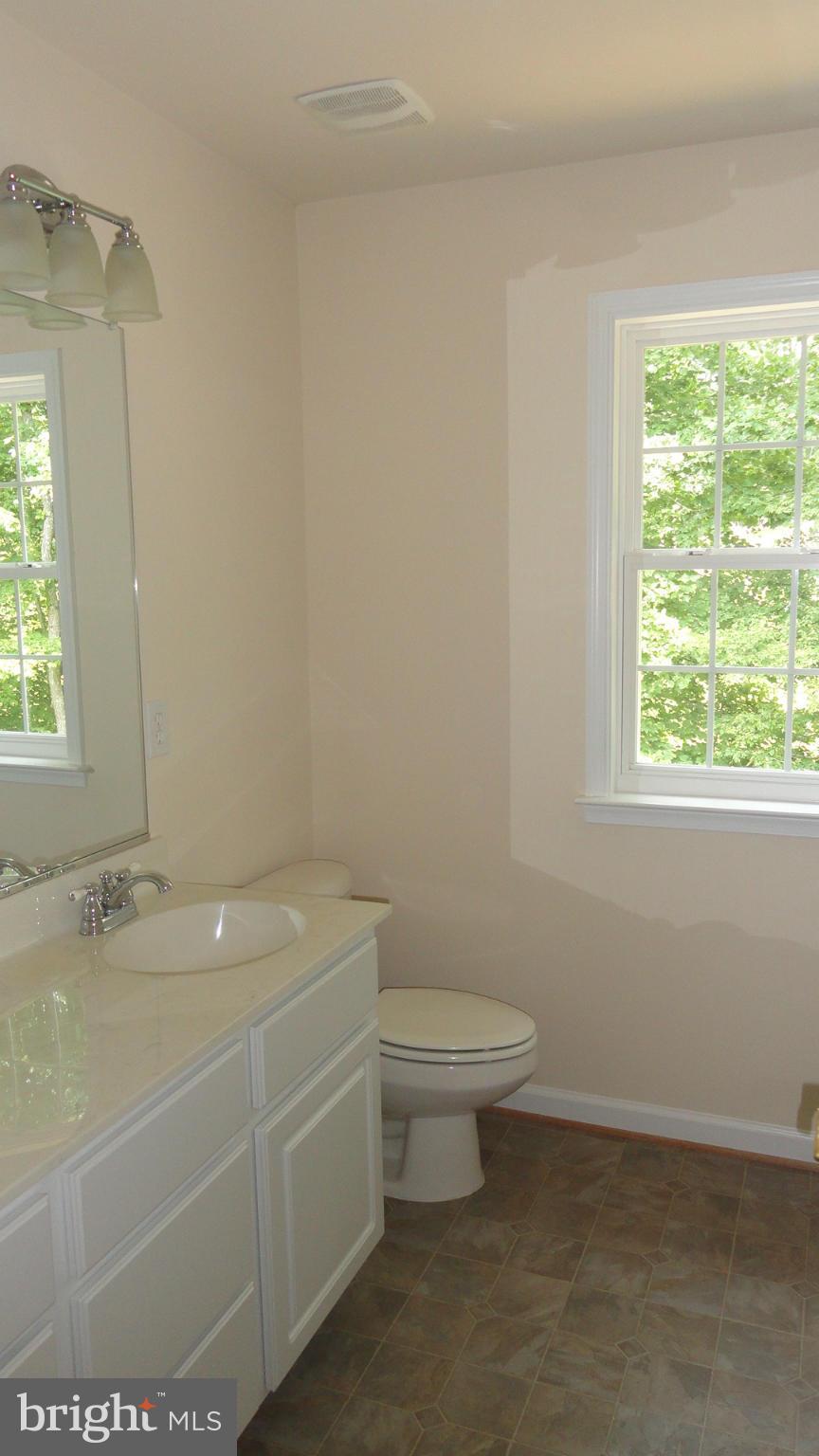 153 Revell Road Fredericksburg, VA 22405 - Photo 14 of 24 Bath