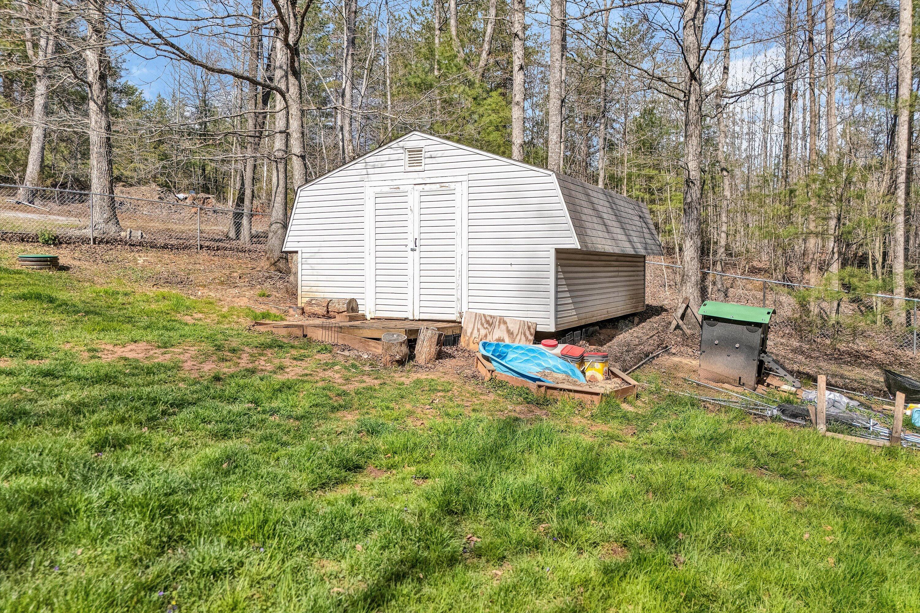 542 Mt Airy Road Hardy, VA 24101 - Photo 18 of 21 32-DJI_20260331155423_0233