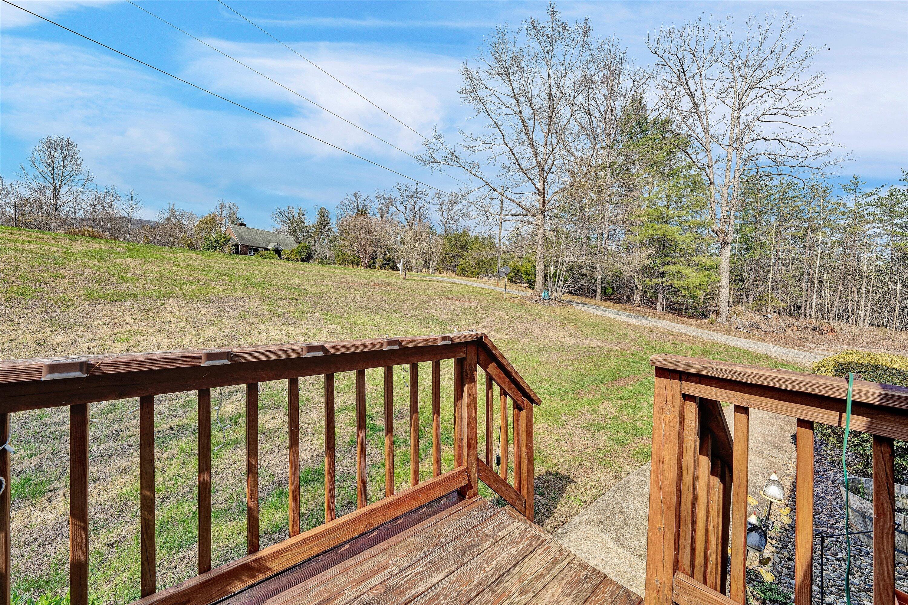 542 Mt Airy Road Hardy, VA 24101 - Photo 20 of 21 03-DSC00459