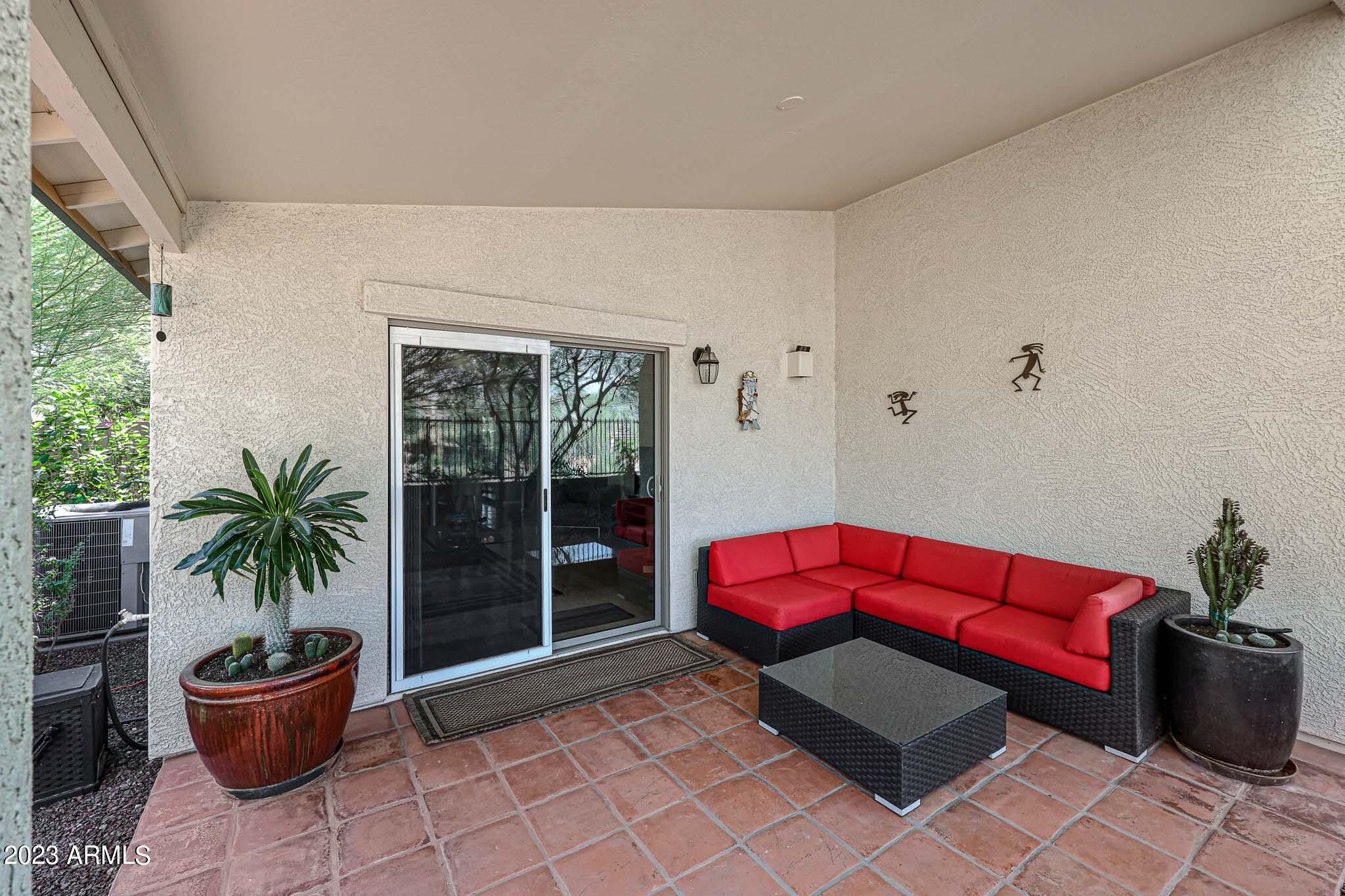 2828 East Jj Ranch Road Phoenix, AZ 85024 - Photo 22 of 29 Back patio
