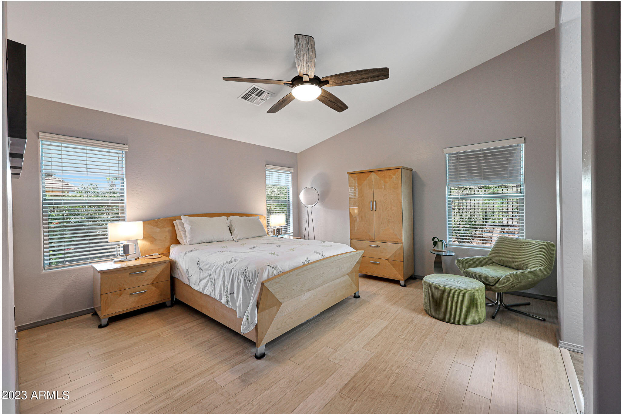 2828 East Jj Ranch Road Phoenix, AZ 85024 - Photo 9 of 29 Master bedroom