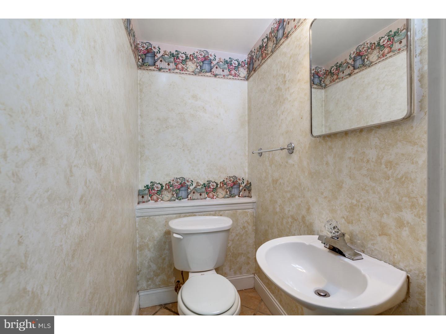 420 Covered Bridge Road Cherry Hill, NJ 08034 - Photo 12 of 25