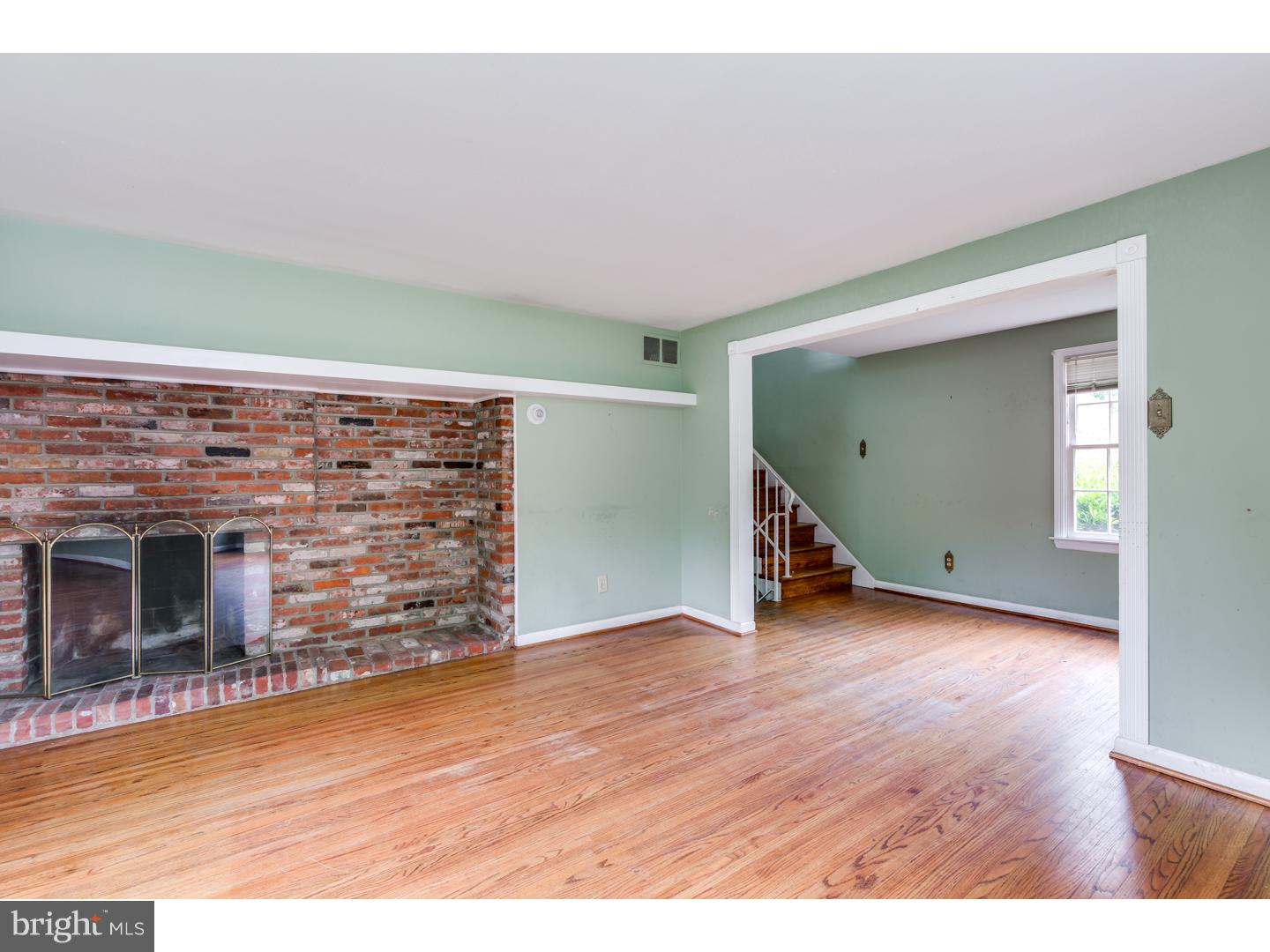 420 Covered Bridge Road Cherry Hill, NJ 08034 - Photo 5 of 25