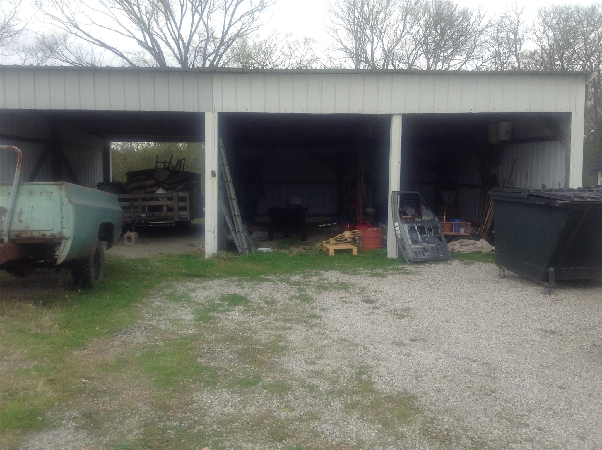 3 bay garage/workshop.  
