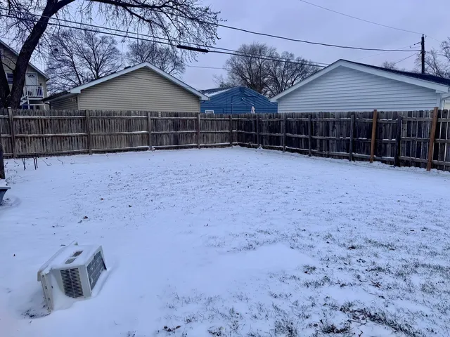 $264,900 | 807 Spruce Street, Aurora, IL 60506