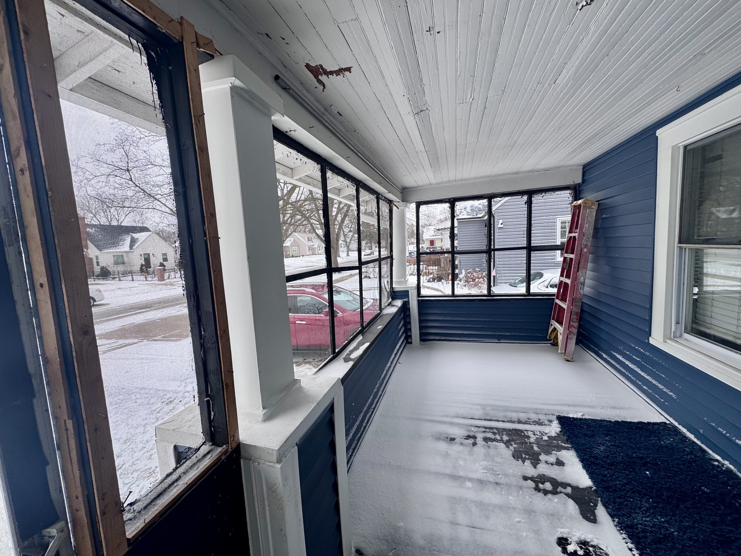 807 Spruce Street Aurora, IL 60506 - Photo 3 of 20 a view of front door