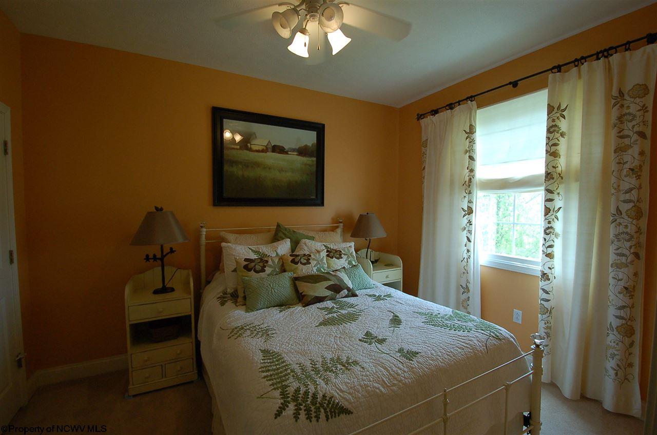 3012 Dogwood Road Bridgeport, WV 26330 - Photo 6 of 19 Gallery Image 6