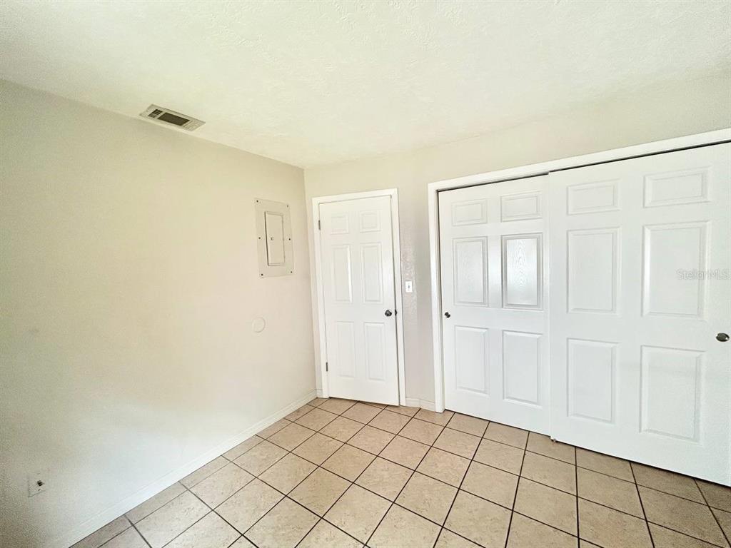 5800 Montana Avenue New Port Richey, FL 34652 - Photo 17 of 25