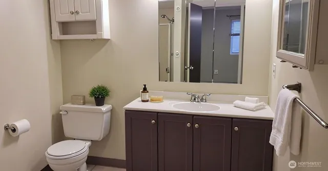 $1,398,000 | 8854 Interlake Avenue North, Seattle, WA 98103