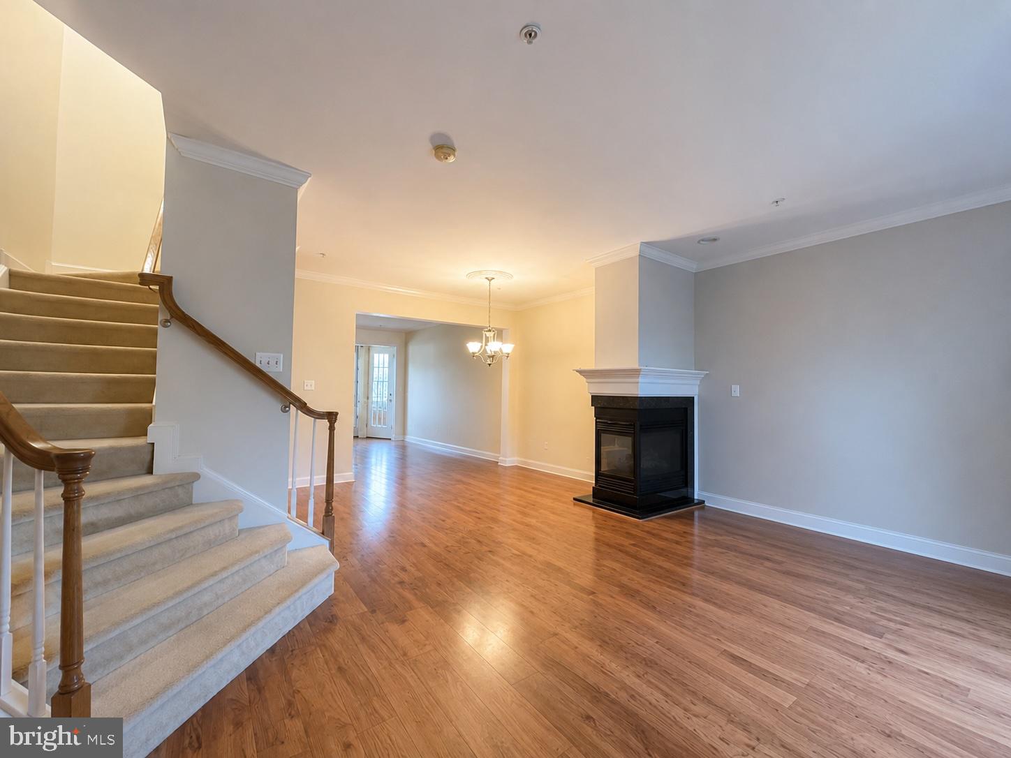 9674 Ethan Ridge Drive Frederick, MD 21704 - Photo 4 of 43