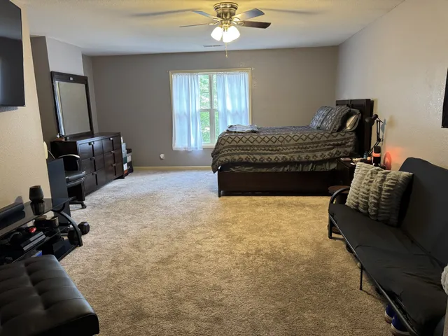 $389,900 | 212 Sherborne Court, Florence, AL 35633