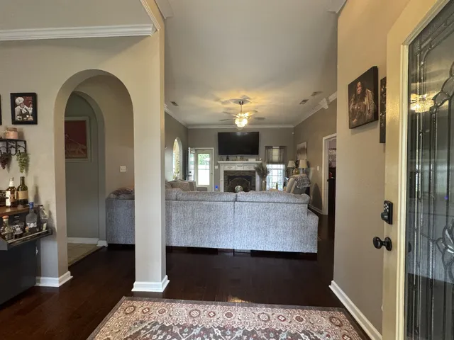 $389,900 | 212 Sherborne Court, Florence, AL 35633