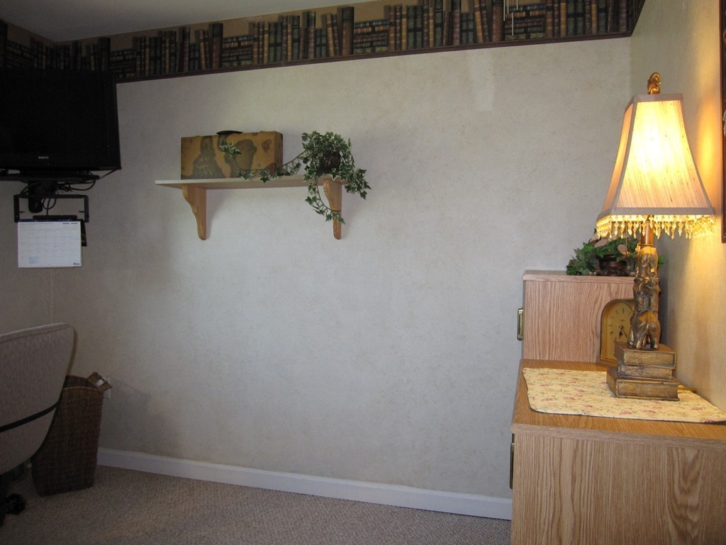 43 Raymond Road Marlborough, MA 01752 - Photo 14 of 30 Gallery Image 14