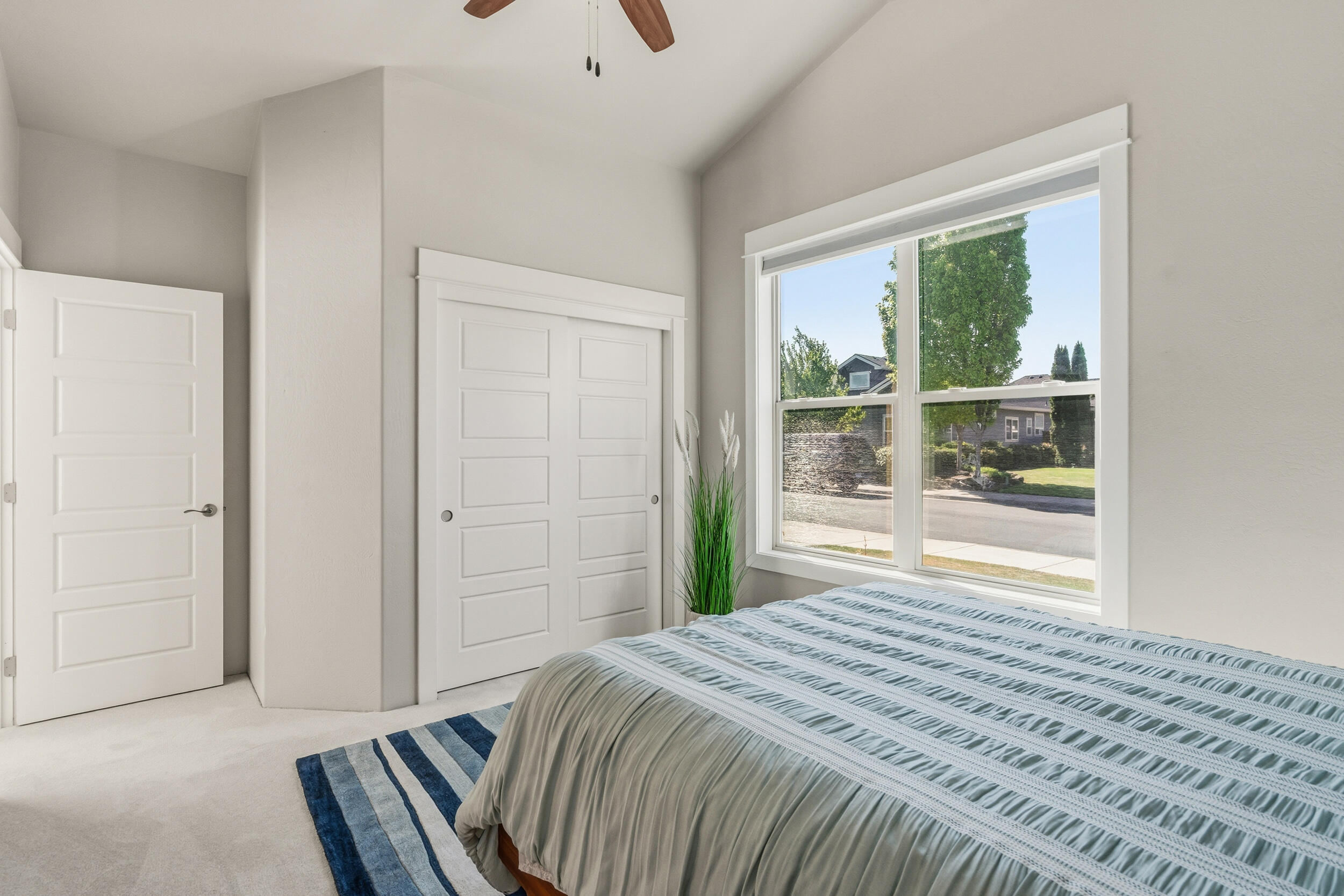 983 Pumpkin Ridge Eagle Point, OR 97524 - Photo 22 of 44 34_983 pumpkin rdg, eagle point, or 9752