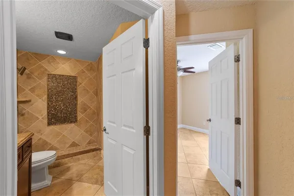 $1,800 | 4 Malauka Pass Place, Ocklawaha, FL 32179