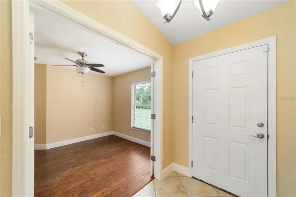 $1,800 | 4 Malauka Pass Place, Ocklawaha, FL 32179