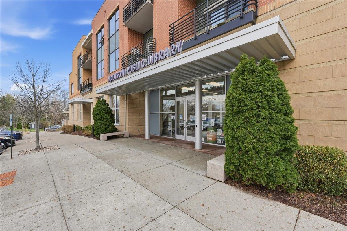 555 South Midvale Boulevard, Unit 216 Madison, WI 53711 - Photo 28 of 30