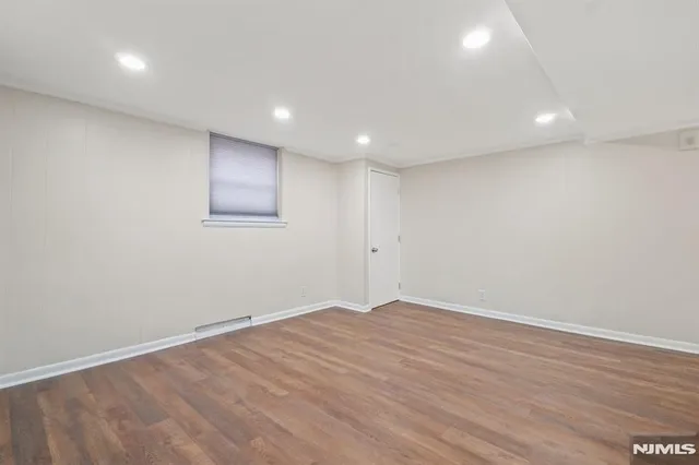 $2,600 | 234 Columbia Avenue, Unit 19, Fort Lee, NJ 07024