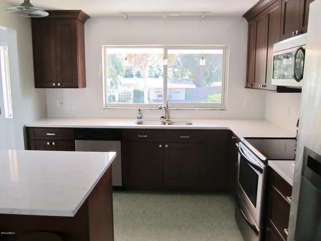 $2,900 | 204 River Heights Drive, Cocoa, FL 32922