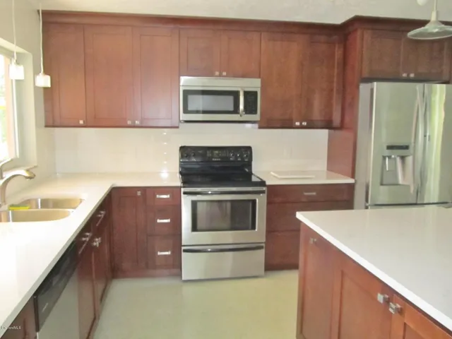 $2,900 | 204 River Heights Drive, Cocoa, FL 32922