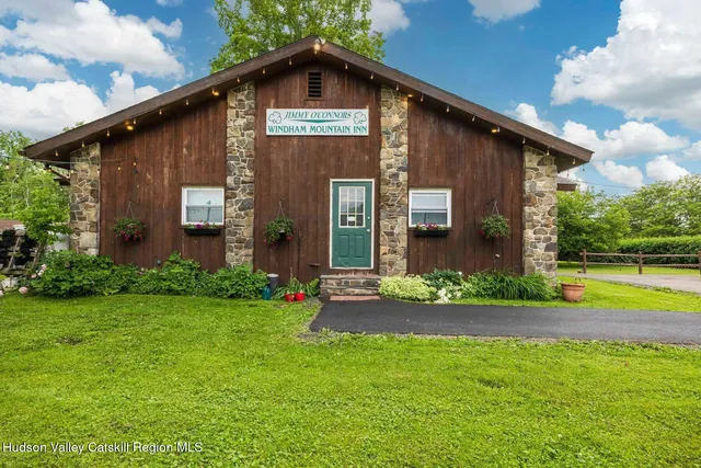 a view of road and trees
