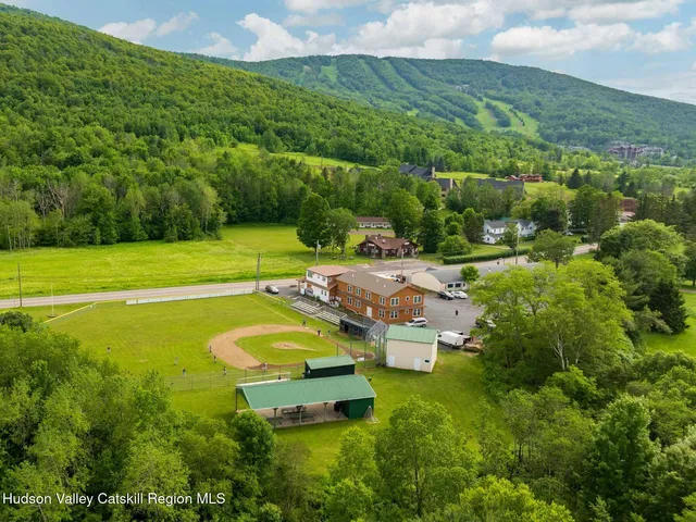 $1,199,000 | 137 South Street, Windham, NY 12496