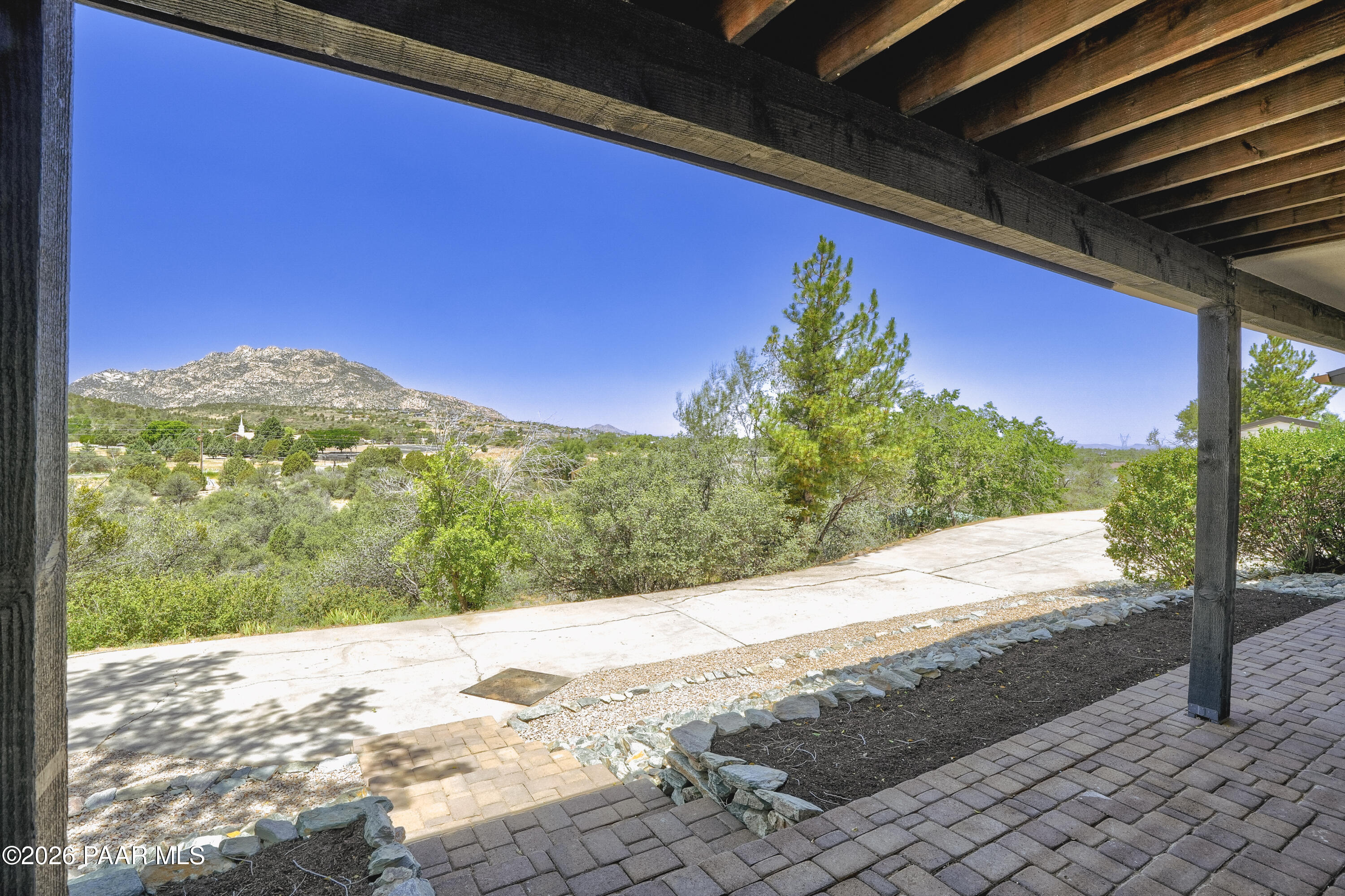 1584 West Cliff Rose Road Prescott, AZ 86305 - Photo 4 of 66 Front Patio