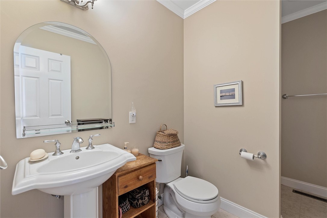 49 Bay Ridge Drive, Unit 5B Middletown, RI 02842 - Photo 17 of 28