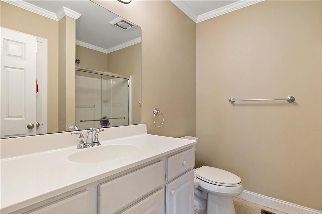 49 Bay Ridge Drive, Unit 5B Middletown, RI 02842 - Photo 20 of 28