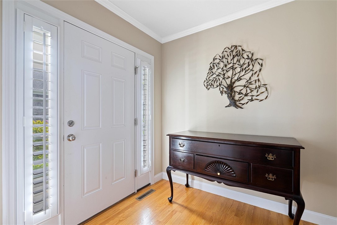 49 Bay Ridge Drive, Unit 5B Middletown, RI 02842 - Photo 5 of 28