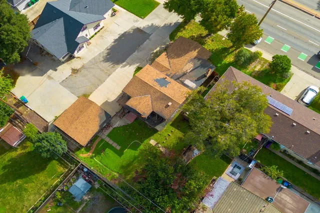 $530,000 | 713 West Kettleman Lane, Lodi, CA 95240