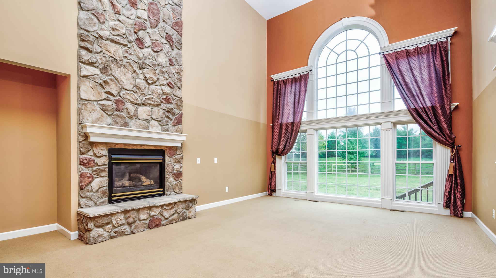 13075 Invergordon Street Bristow, VA 20136 - Photo 11 of 27 Family Room