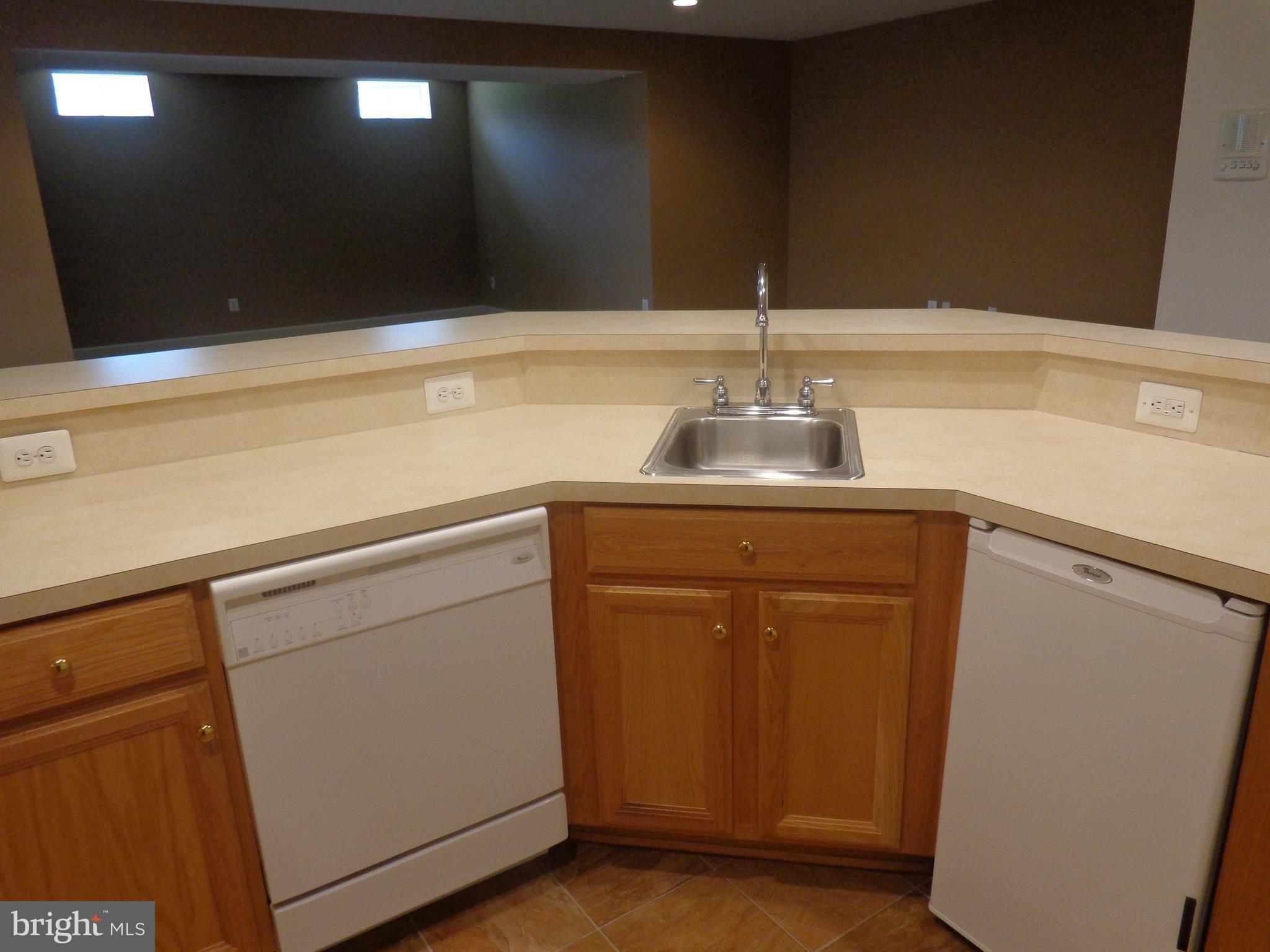 13075 Invergordon Street Bristow, VA 20136 - Photo 27 of 27 Basement-Wet Bar-Sports Room