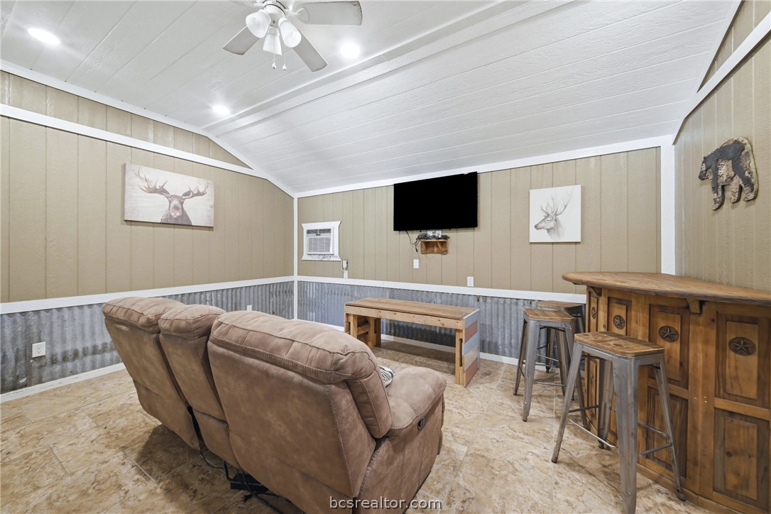 11351 Oak Lake Road Bryan, TX 77808 - Photo 8 of 18 Gallery Image 8