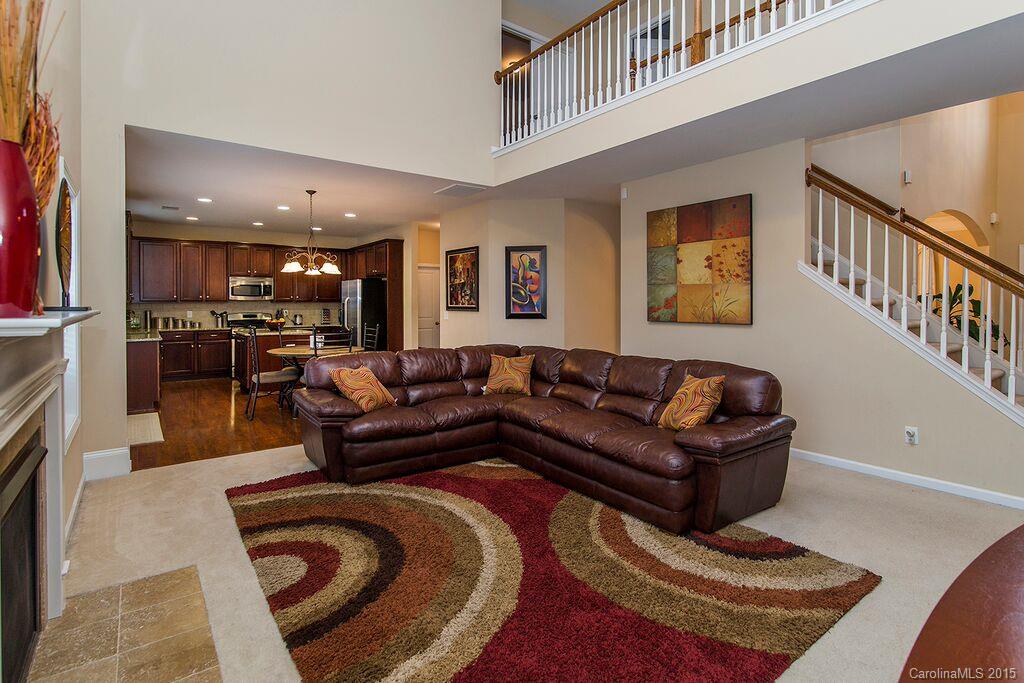 10530 Greenhead View Road Charlotte, NC 28262 - Photo 4 of 24 Gallery Image 4