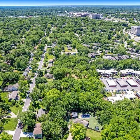 $200,000 | 6611 Florence St Mission, Mission, KS 66202