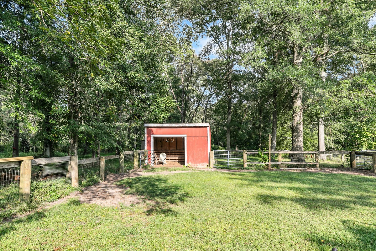 193 Colts Neck Road Farmingdale, NJ 07727 - Photo 25 of 33 193 Colts Neck-22.jpg