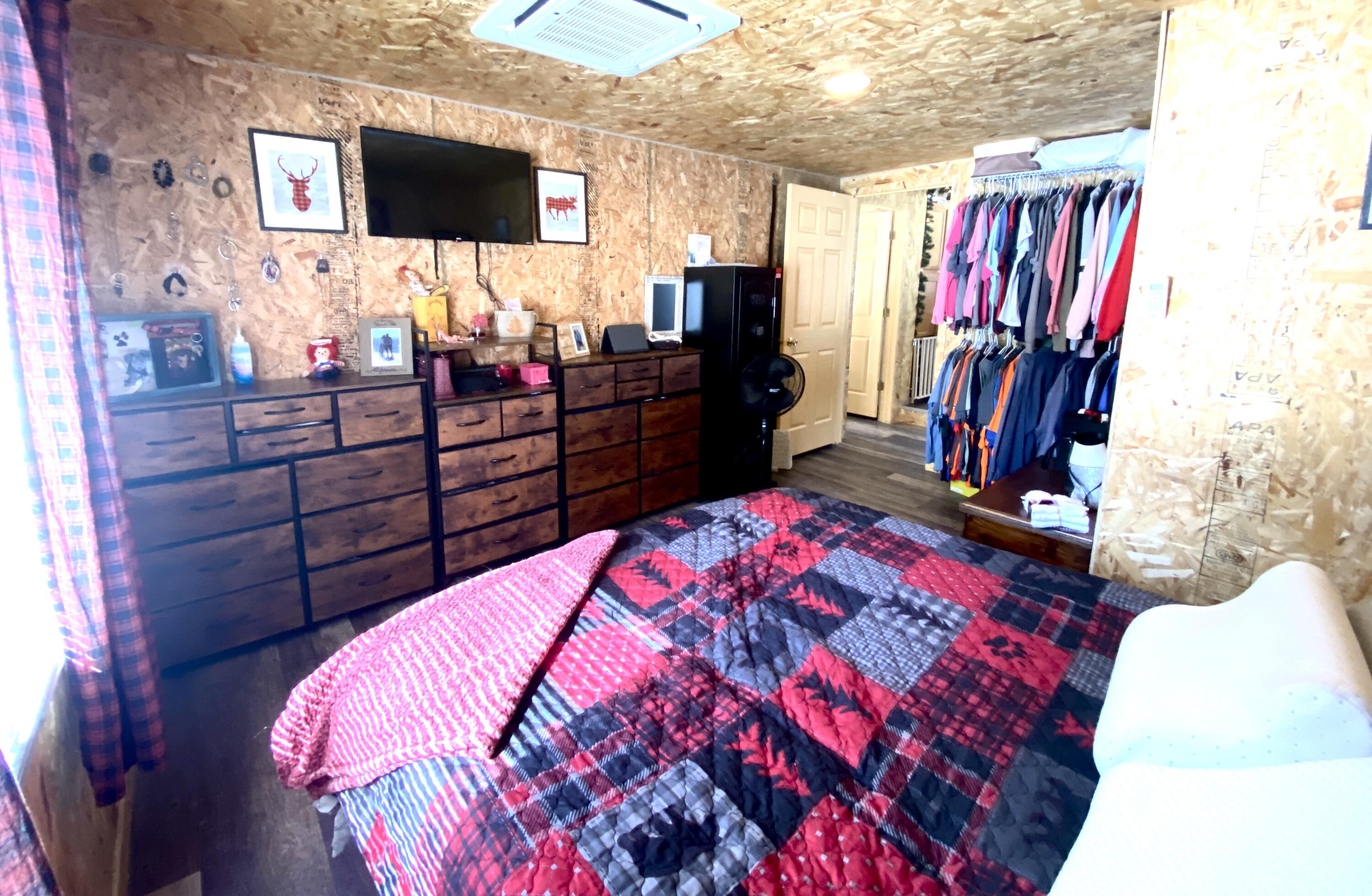 5263 North May Road Luther, MI 49656 - Photo 14 of 21 Bedroom 1