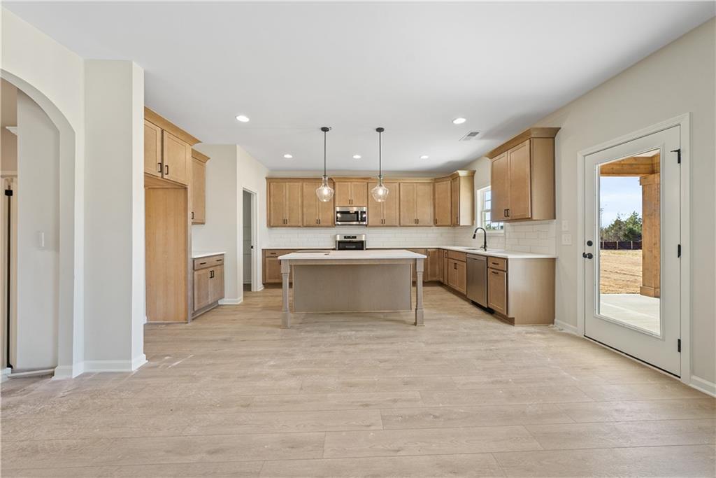 34 Lee Road 2236 Road Smiths Station, AL 36877 - Photo 7 of 25 Gallery Image 7
