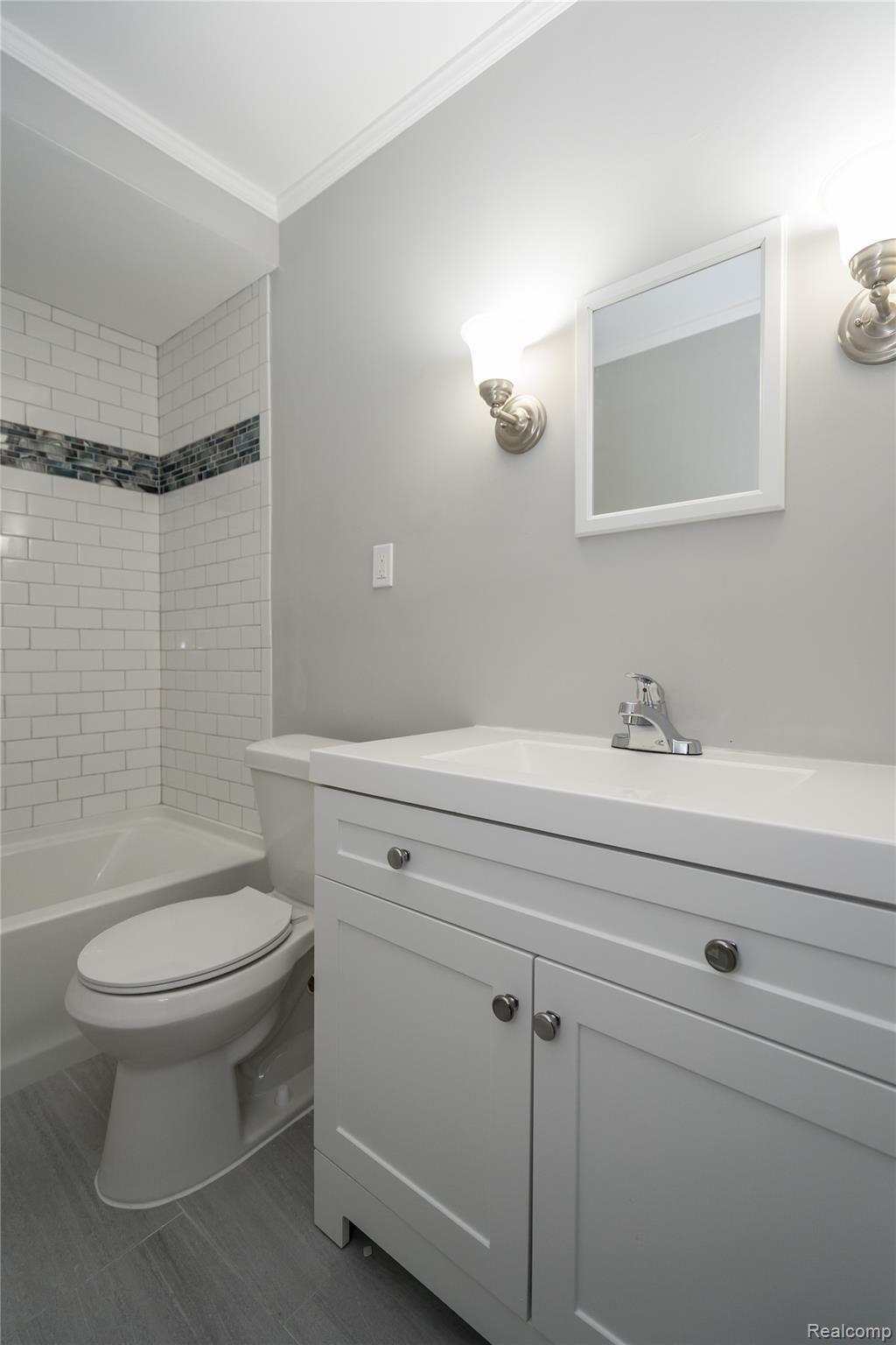 4265 Highland Road Milford, MI 48380 - Photo 37 of 85 DSC02798.jpg