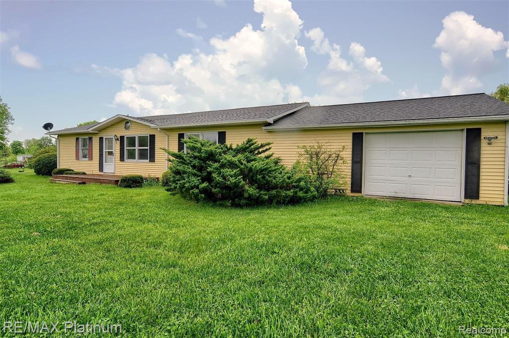 240 North Elba Road Lapeer, MI 48446 - Photo 30 of 39