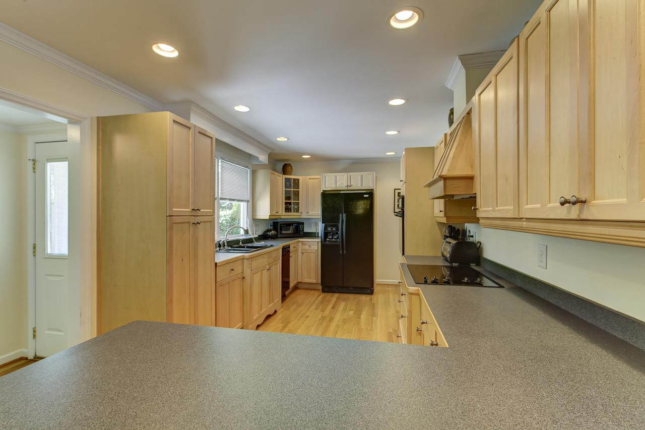 3432 Leonard Street Raleigh, NC 27607 - Photo 8 of 25 Photo 8